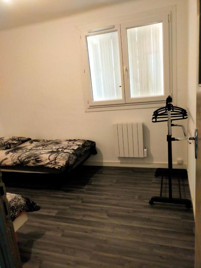 Appartement En Duplex Au 3Ieme Etage Sans Ascenseur Hyères Екстериор снимка